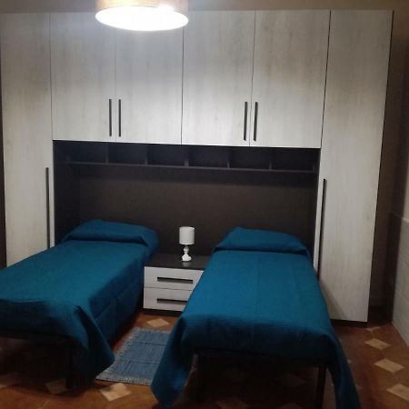 Casa Vacanza Petrulli 扎费拉纳-埃特内阿 外观 照片