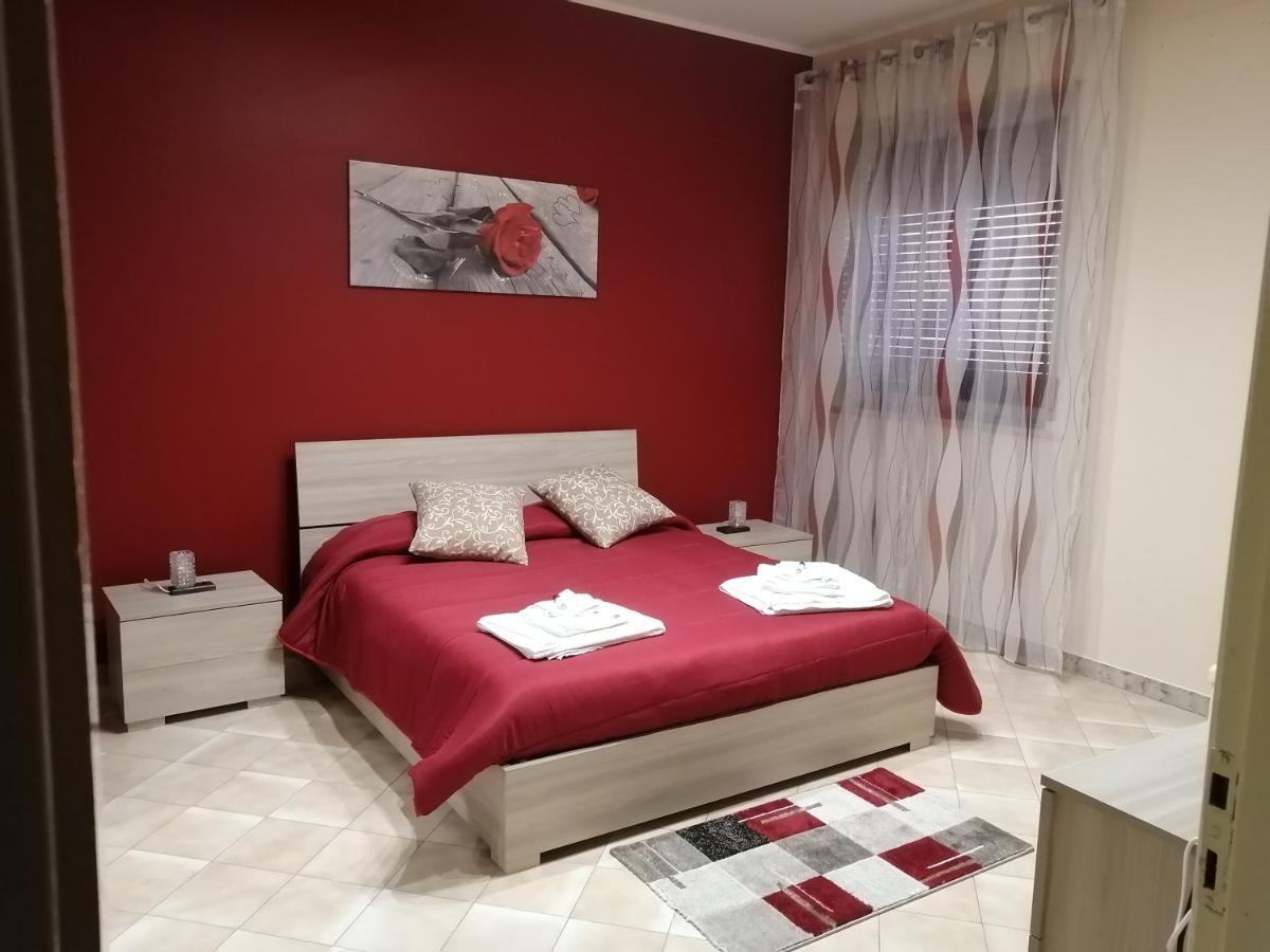 Casa Vacanza Petrulli 扎费拉纳-埃特内阿 外观 照片